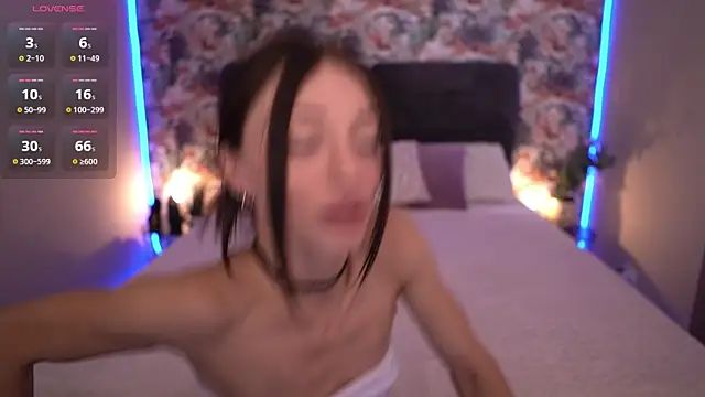 Alice Arwen online show from 09/28/25, 06:52