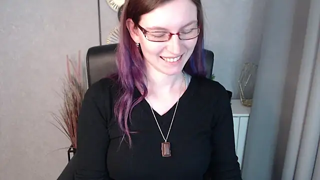 emmaxDelight online show from 01/07/25, 10:11