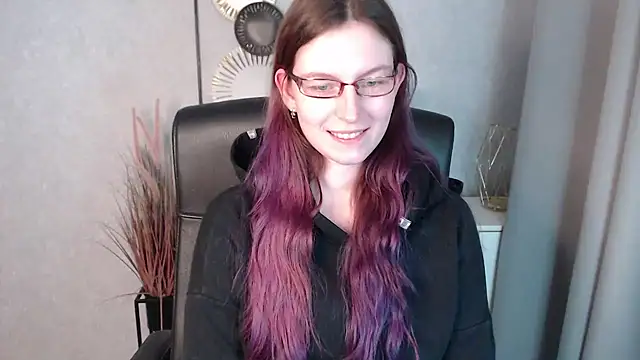 emmaxDelight online show from 01/09/25, 12:41