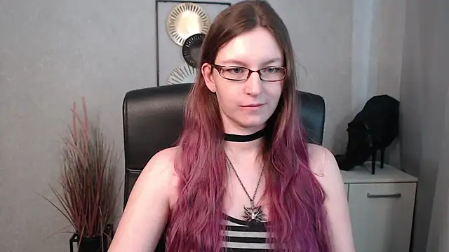 emmaxDelight online show from 03/22/25, 10:39