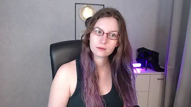 emmaxDelight online show from 09/11/25, 05:29