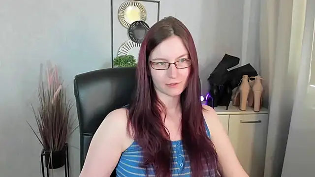 emmaxDelight online show from 06/01/26, 05:25
