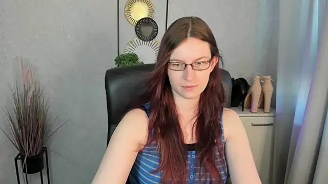 emmaxDelight online show from 06/23/26, 05:38