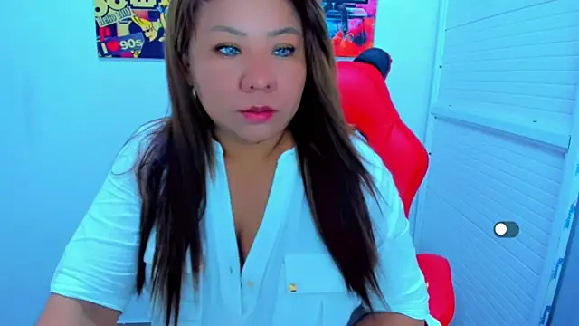 Snapshot of victoria_love89 chatting on 02/06/26, 01:54 victoria love89 online show from 02/06/26, 01:54