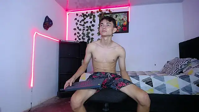 liamdaddystoy  online show from 10/07/25, 09:17