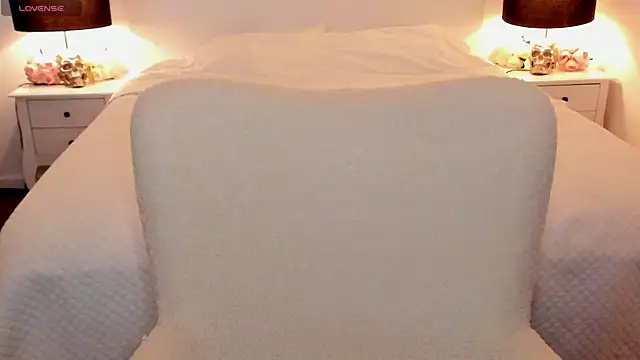 NatalyThorn88 online show from 02/10/25, 07:49