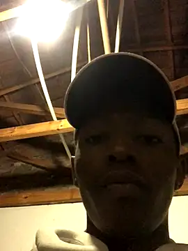 Snapshot of thekidrose chatting on 12/03/25, 06:10 thekidrose online show from 12/03/25, 06:10