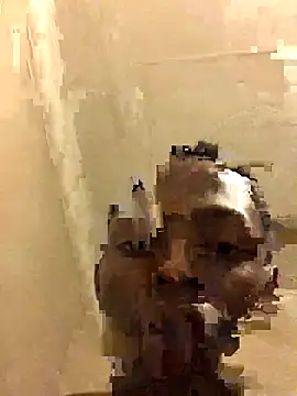 Snapshot of thekidrose chatting on 12/03/25, 09:57 thekidrose online show from 12/03/25, 09:57