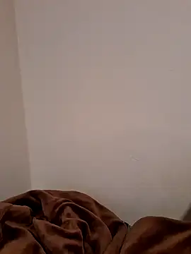 Snapshot of D_vid99 chatting on 02/14/25, 09:34 D vid99 online show from 02/14/25, 09:34