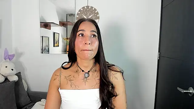 electra hunt online show from 04/23/26, 01:18