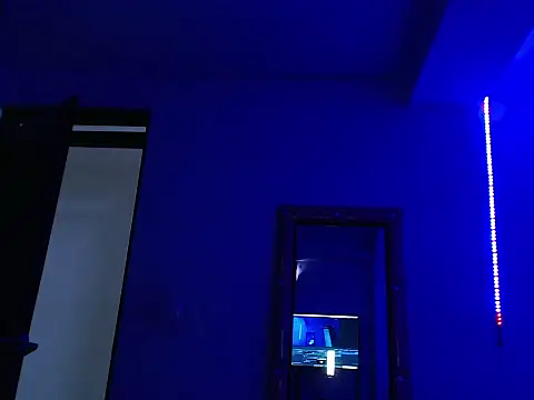 AliciaChelios online show from 05/12/26, 03:42