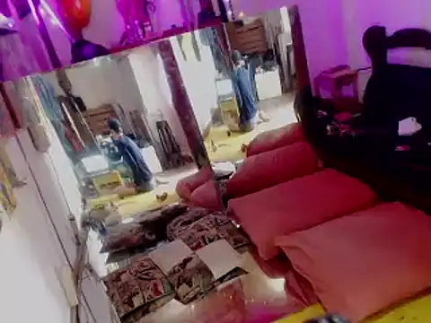 laye19 online show from 01/31/25, 06:47