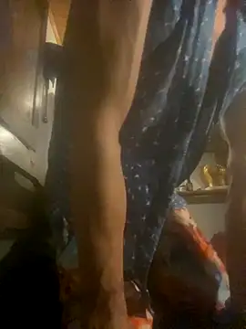 laye19 online show from 10/22/25, 04:24