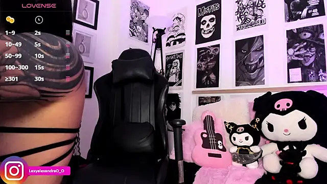 Snapshot of Lexyjoycce chatting on 02/02/26, 12:42 Lexyjoycce online show from 02/02/26, 12:42