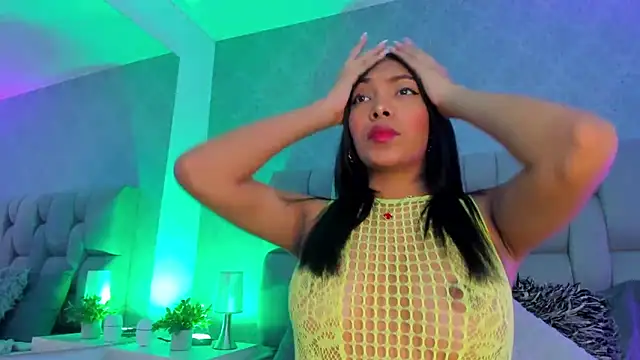 Snapshot of KarolRojas_ chatting on 03/15/25, 03:29 KarolRojas online show from 03/15/25, 03:29