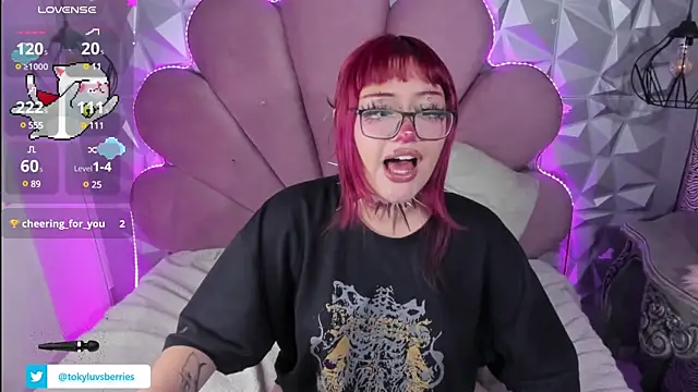 toky doll online show from 01/13/25, 11:38