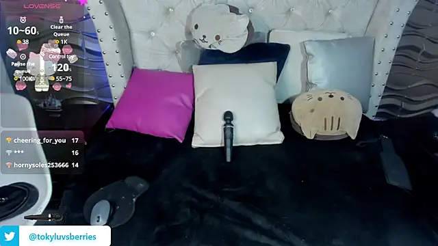 toky doll online show from 01/14/25, 10:23