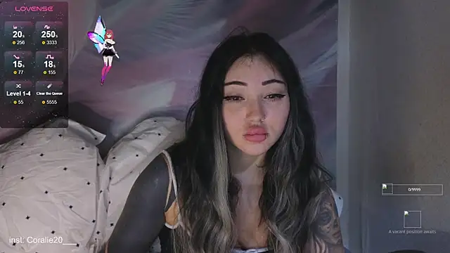 Snapshot of Coralie20_ chatting on 11/22/25, 11:31 Coralie20 online show from 11/22/25, 11:31