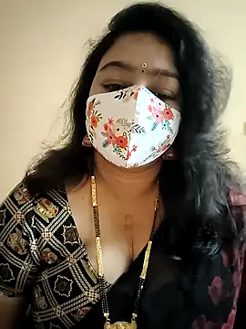 neelu-hoty online show from 12/28/24, 01:29