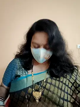 neelu-hoty online show from 12/31/24, 03:53