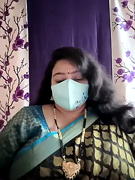 neelu-hoty online show from 01/02/25, 04:30