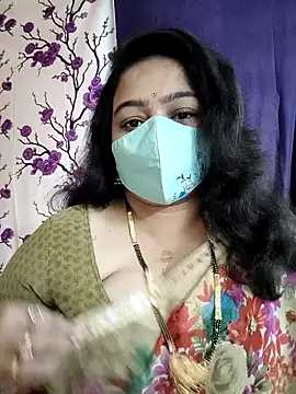 neelu-hoty online show from 01/04/25, 05:47