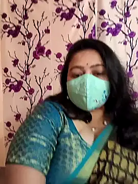 neelu-hoty online show from 01/24/25, 07:19