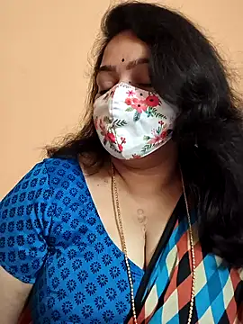 neelu-hoty online show from 01/30/25, 01:00