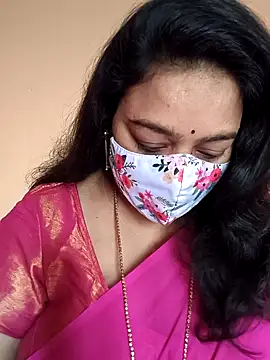 neelu-hoty online show from 01/31/25, 06:46