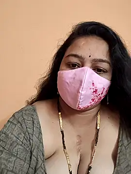 neelu-hoty online show from 02/11/25, 07:02