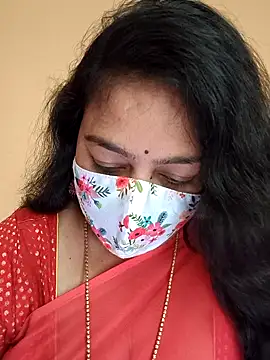 neelu-hoty online show from 03/05/25, 08:54