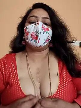 neelu-hoty online show from 03/05/25, 12:00