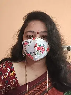 neelu-hoty online show from 03/09/25, 12:42