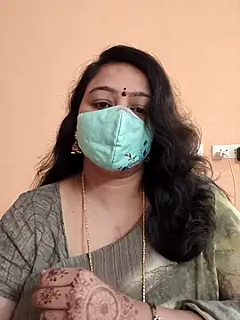 neelu-hoty online show from 03/11/25, 02:40