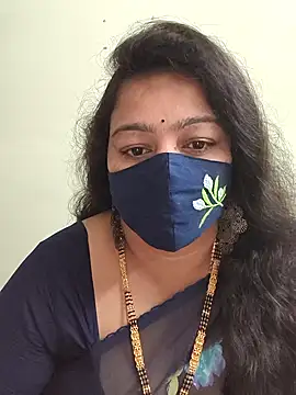 neelu-hoty online show from 10/26/25, 05:19