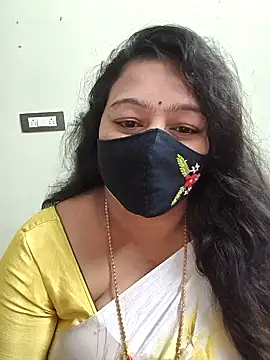 Snapshot of neelu-hoty chatting on 02/25/26, 04:27 neelu-hoty online show from 02/25/26, 04:27