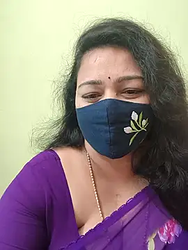 neelu-hoty online show from 04/19/26, 09:08