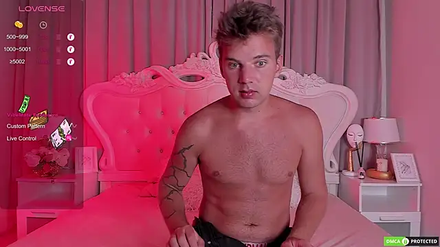 ArthurWhitee online show from 11/27/25, 03:19