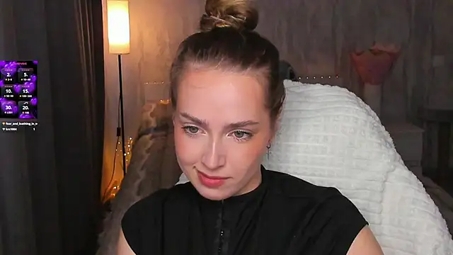 Snapshot of YaraKroft_ chatting on 07/28/26, 11:17 YaraKroft online show from 07/28/26, 11:17