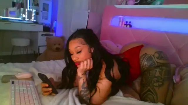 Snapshot of XenaIsland chatting on 02/15/26, 07:16 XenaIsland online show from 02/15/26, 07:16