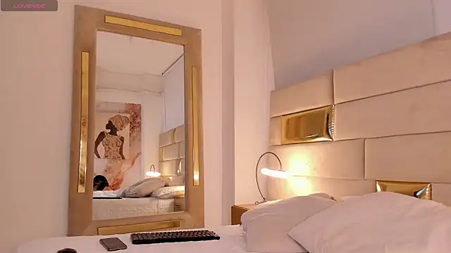 Snapshot of Arii_stone chatting on 03/19/25, 10:00 Arii stone online show from 03/19/25, 10:00