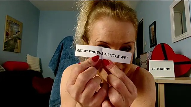 sexyjennyeu online show from 03/08/26, 09:40