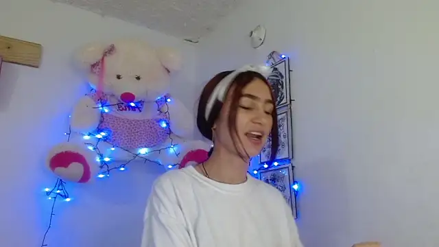 Snapshot of SexyTokio4 chatting on 01/13/25, 02:42 SexyTokio4 online show from 01/13/25, 02:42