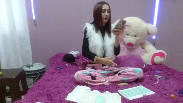 Snapshot of SexyTokio4 chatting on 03/18/25, 09:32 SexyTokio4 online show from 03/18/25, 09:32