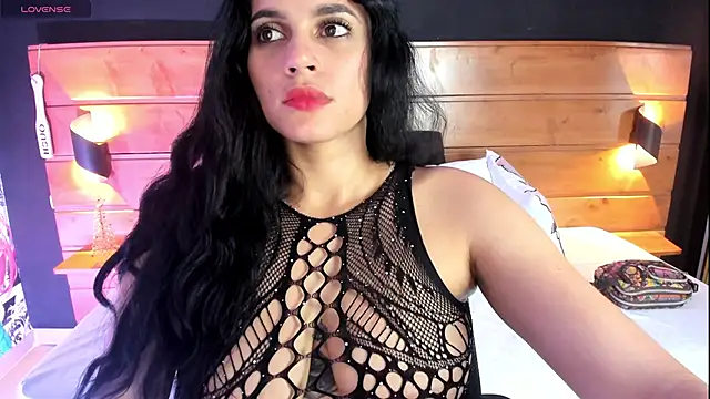 dahiana spark online show from 12/13/24, 03:43