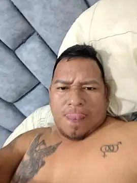 siatodo02 online show from 09/25/25, 03:32