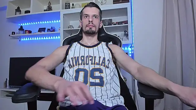 ToddClaytonn online show from 10/15/25, 07:47