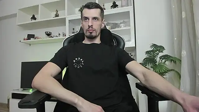 Snapshot of ToddClaytonn chatting on 03/19/26, 12:25 ToddClaytonn online show from 03/19/26, 12:25