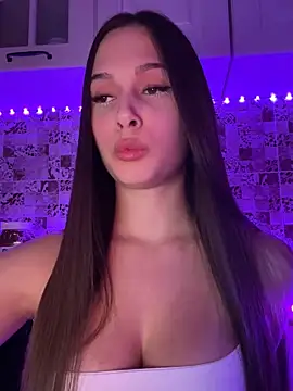 Snapshot of EricaWalls chatting on 01/17/25, 03:55 EricaWalls online show from 01/17/25, 03:55