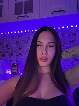 Snapshot of EricaWalls chatting on 02/01/25, 12:51 EricaWalls online show from 02/01/25, 12:51